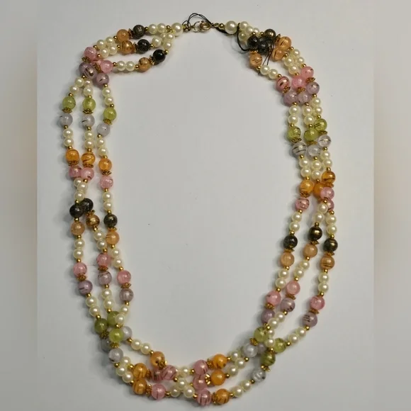 Treska Vintage Style Triple Strand Multicolor Faux Pearl Pastel Bead Necklace - Picture 7 of 7